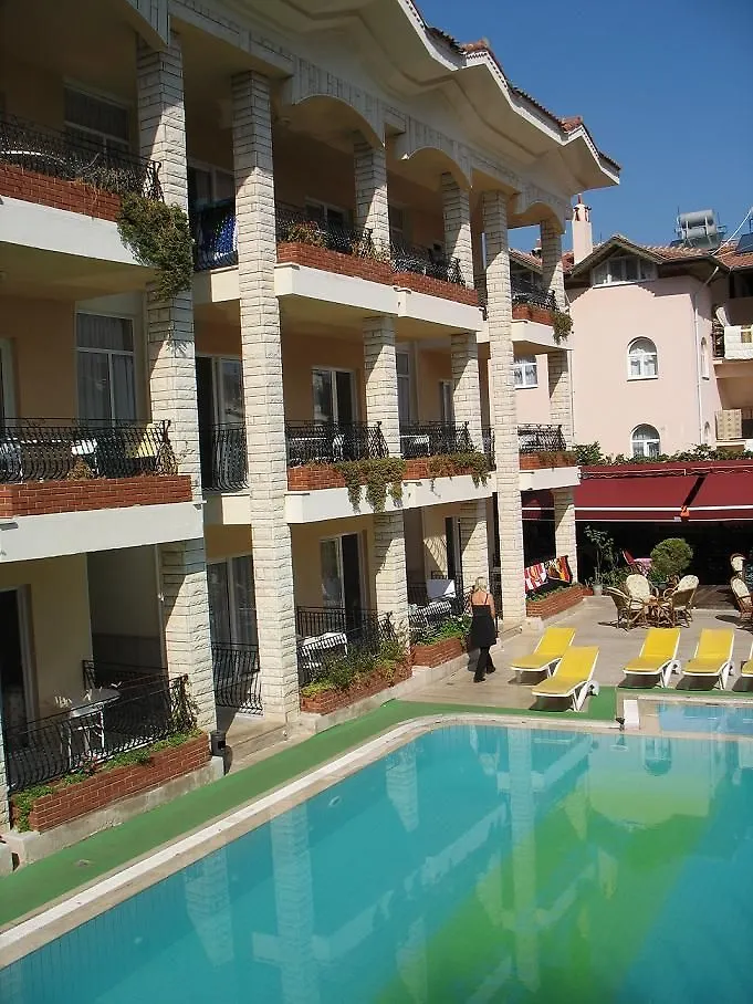 Apartments Ozlem 1 Icmeler Hotel